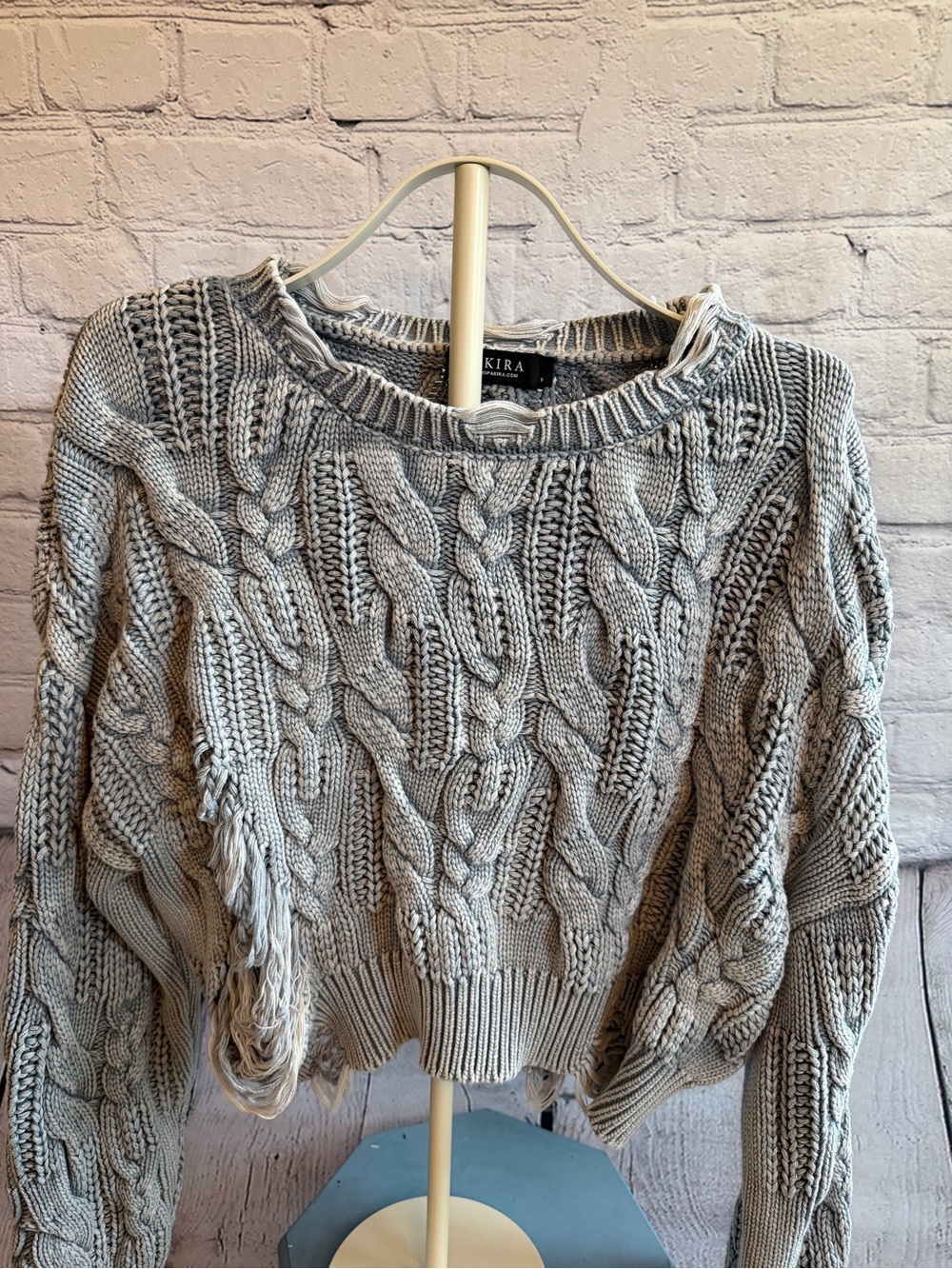 AKIRA Chunky Cable Knit Fringe Crewneck Sweater - Light Gray